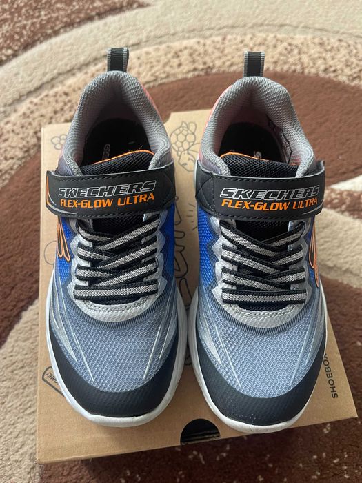 Adidasi Skechers copii
