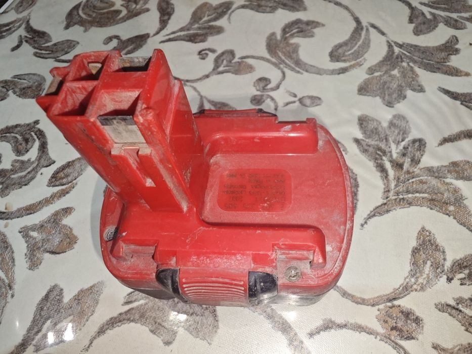 Продам аккумулятор Bosch