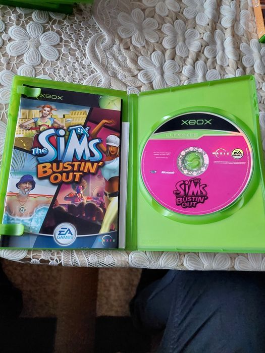 Xbox classic,Два контролера,6-видео игри