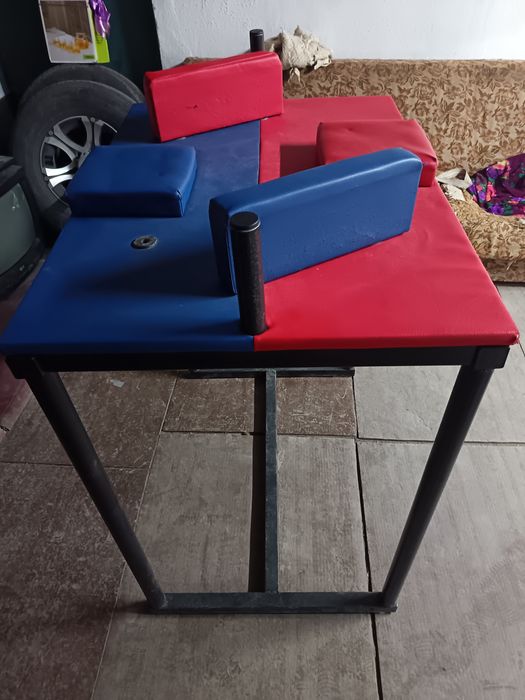 Стол для армрестлинга разборной