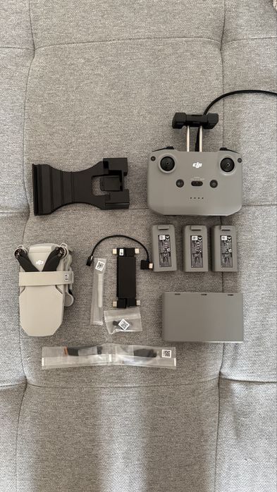 Drona DJI Mini 2 fly more combo + CADOU