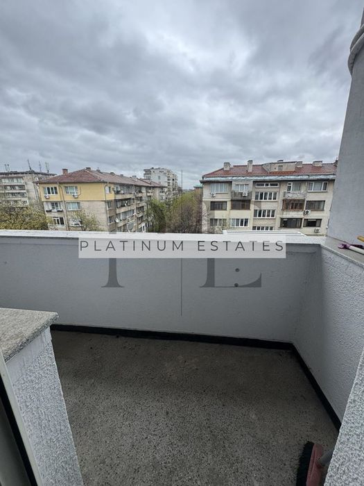 Дава се под наем Тристаен апартамент в София, Медицинска академия - 80 кв.м за 663 € - Снимка #10