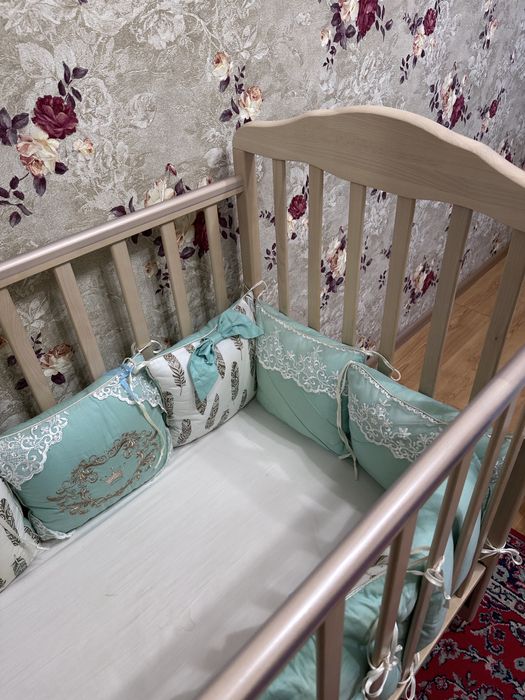 Детская кроватка