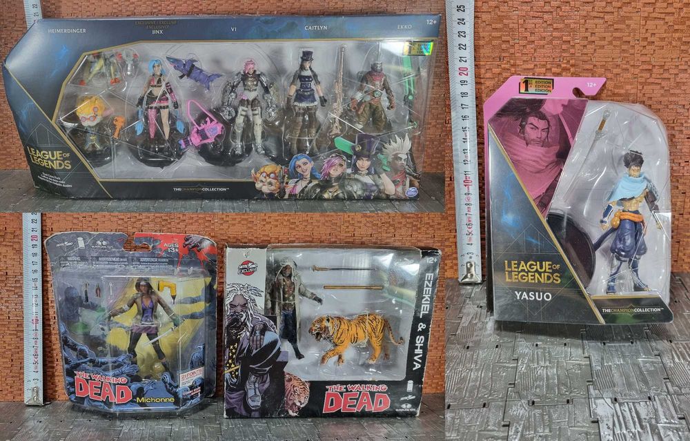 Екшън фигури Matrix, Overwatch, Spawn и други/ action figure