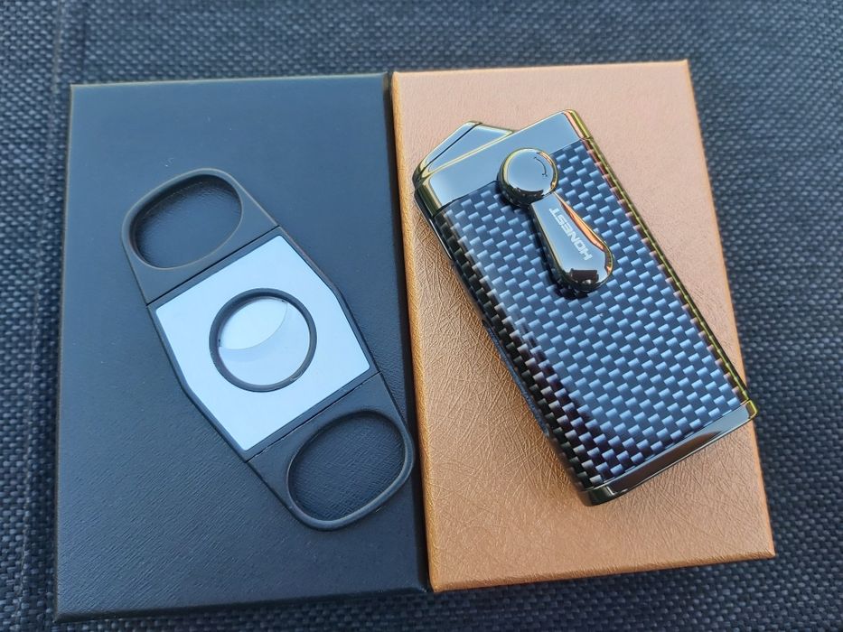 Луксозна запалка за пури с подарък резачка,два цвята