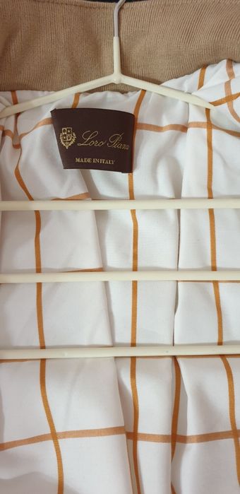 Зимний темно-синий пуховик