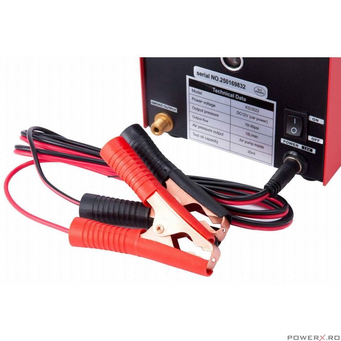 Aparat de fum pentru verificarea scurgerilor in sistemele de 12V