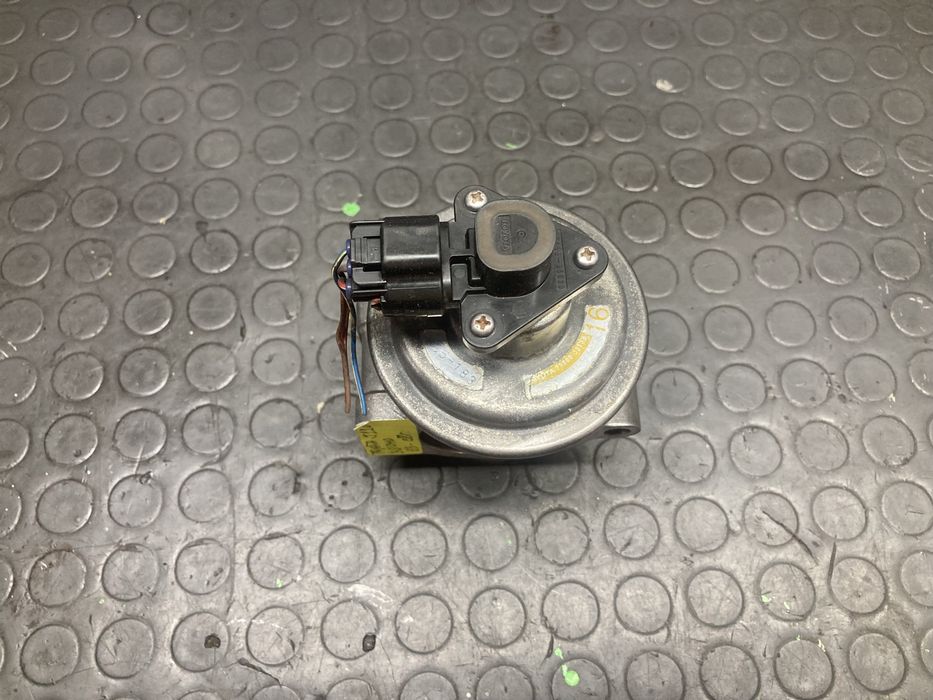 EGR клапан за тойота ланд крузер/toyota land cruiser J120 3.0D4D 03-08г
