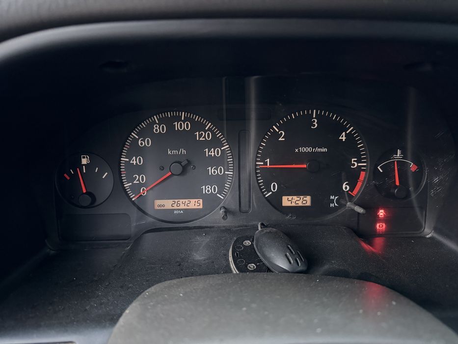 Nissan Patrol GR y61 2.8td