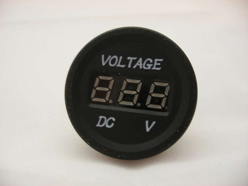 Волтметър DC 6-30v за вграждане в автомобил камион кола каравана