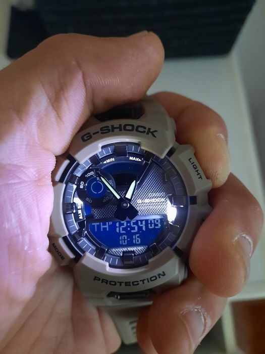 Casio G Shock GBA 900 Bluetooth