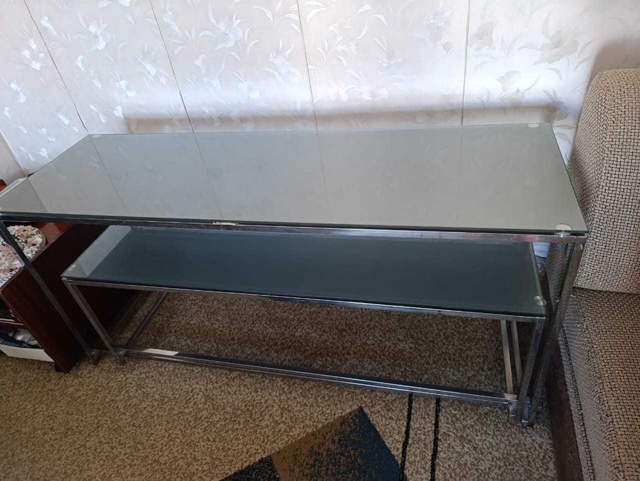 Стол стекляный  на металокаркасе