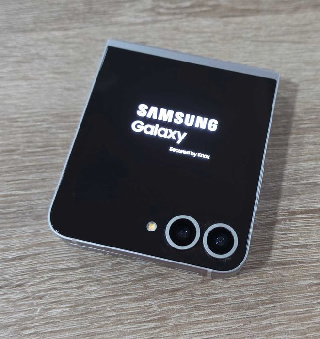 Samsung Galaxy Z Flip6 5G 256GB