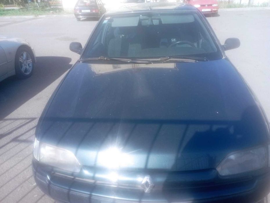 Renault Safrane  1993 года