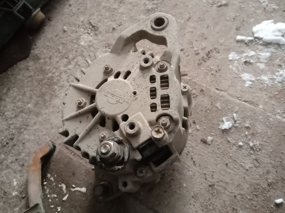 Продам на Ниссан примера п11