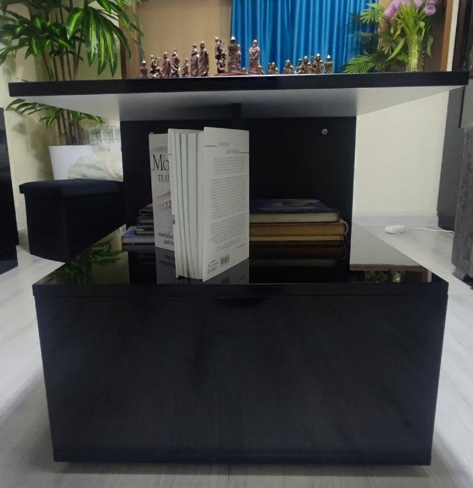 Продаётся журнальный столик