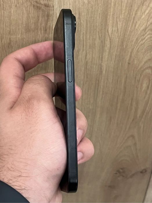 iphone 15 в идеальном состояний