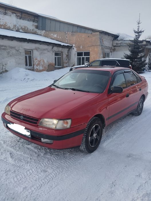 Продам Тойота Карина е