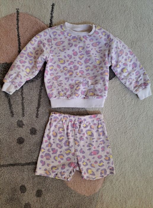 Детски комплект блуза и клин 86см