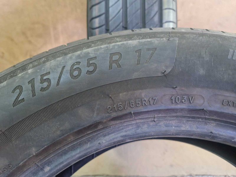 2 Michelin R17 215/65
летни гуми
DOT4520