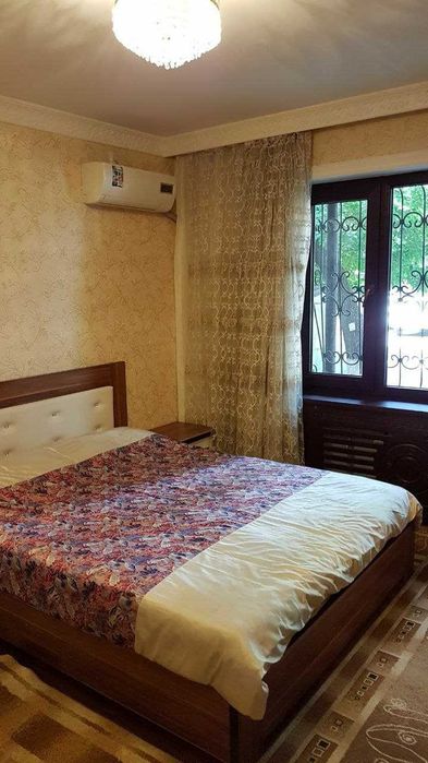 Срочно сдам 2-ком/2/4 ул. Шота Руставели, ор-р парк Бабур.