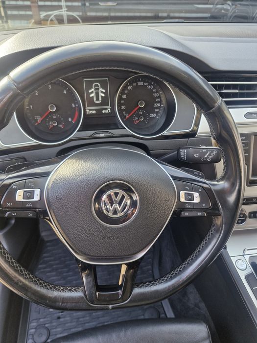 VOLKSWAGEN Passat 2016 — imagine 4