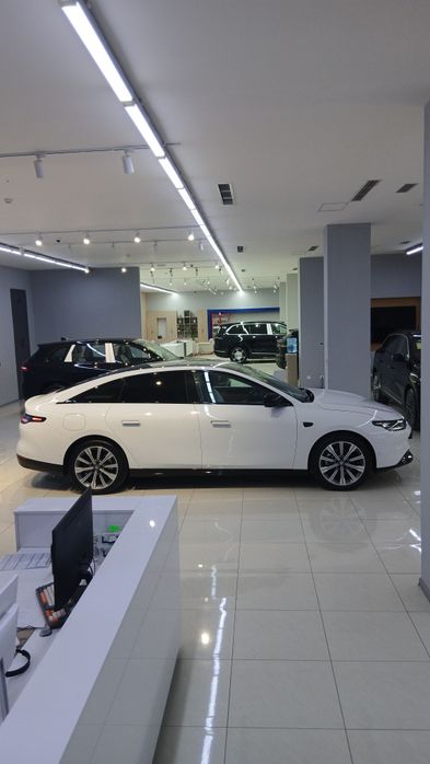 Leapmotor C01  626 elektr Premium 2025  NALICHI BOR 3 yil garantiyalik