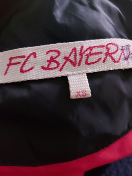 Geacă copii glugă FC BAYERN mărimea xs iarna