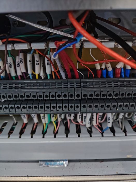 Uy va ofis elektrik xizmat
