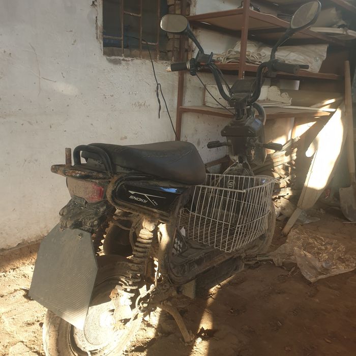 скутер и цеп грузчик