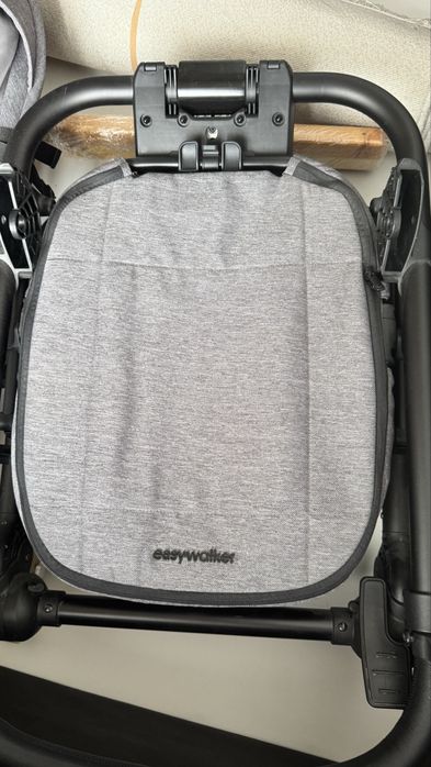 Продам коляску EASY WALKER