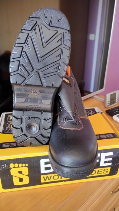 НОВИ Работни обувки N45 BSAFE