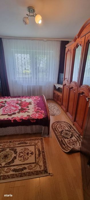 Apartament 3 camere decomandat zona Campus Constanța