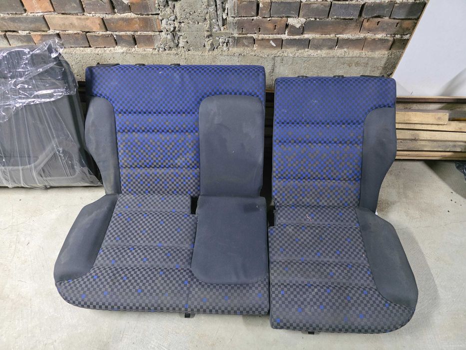 Цялостен салон + кори за Ауди АЗ 2 врати