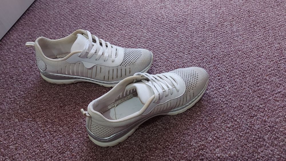 Adidasi rieker originali 42