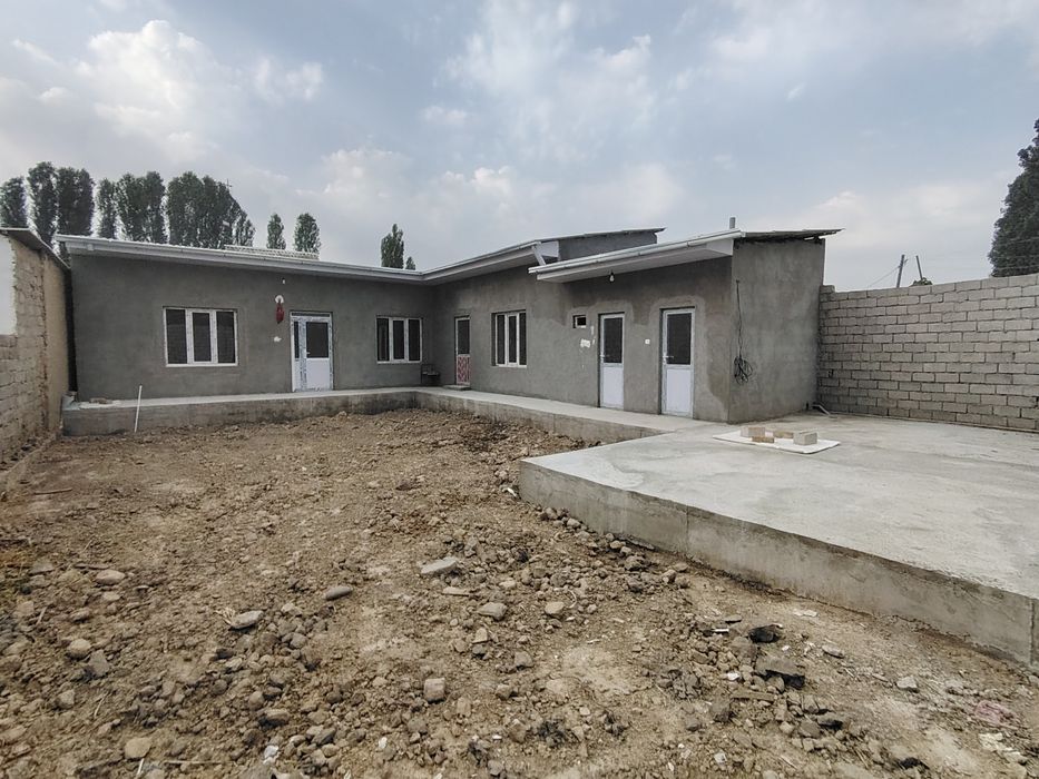 Янги курилган уй сотилади