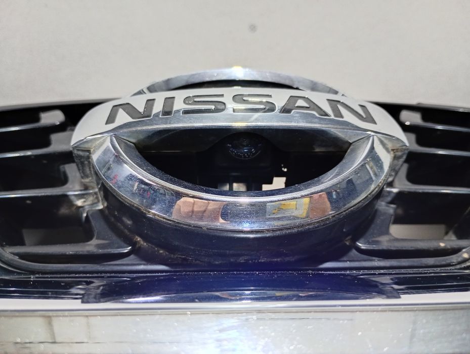 Grila centrala bara fata Nissan juke facelift camera