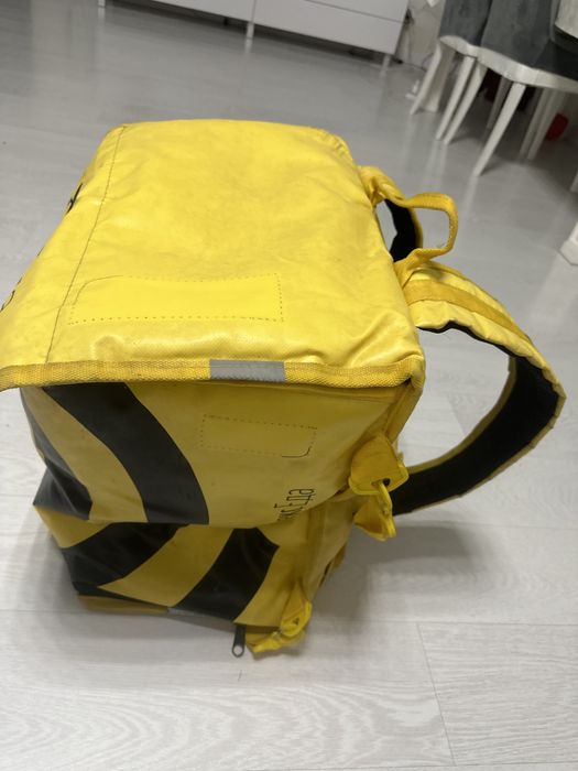 Переноска для Яндекс еда