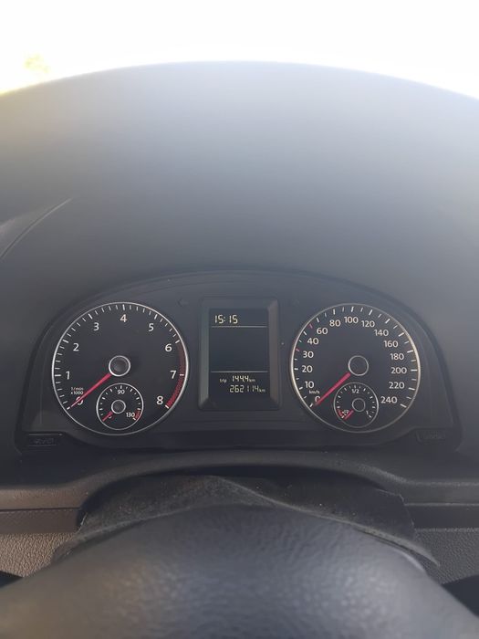 Volkswagen Caddy 2015 benzină, 4.796 € — imagine 2