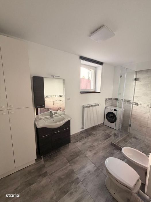 Apartament CENTRAL, living open space, dormitor, zona 7 strazi