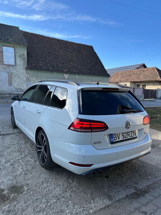 VW Golf GTD 2.0 D 184 CP
