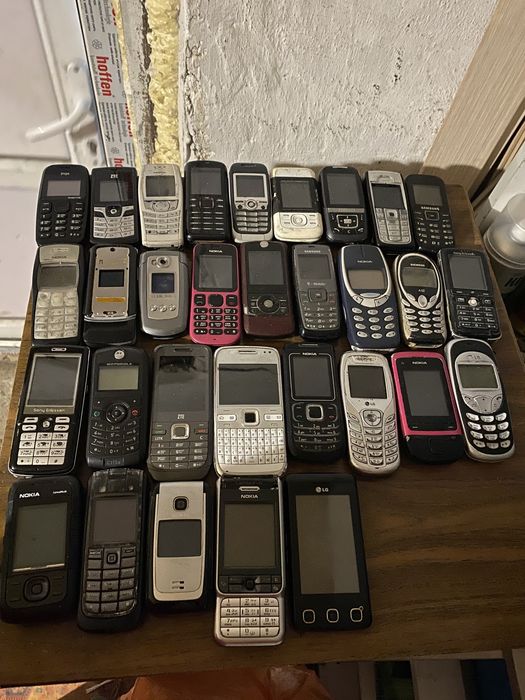 Продам нерабочие простушки/корпуса