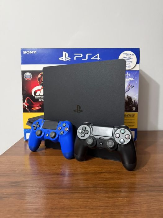 PS4 SLIM В идеальном состоянии