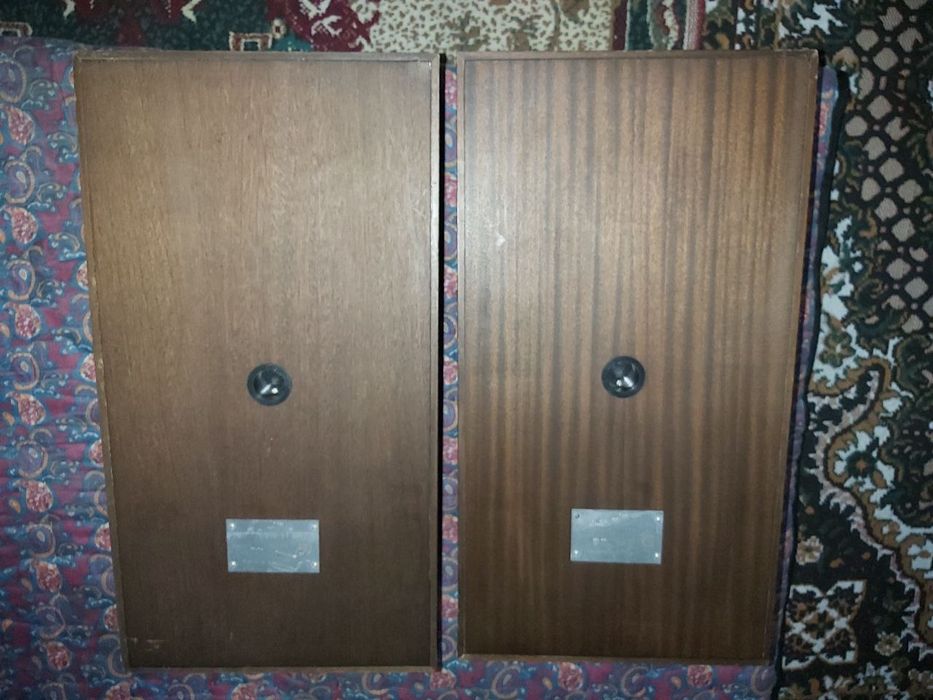 Elektronika 25ac033 sotiladi