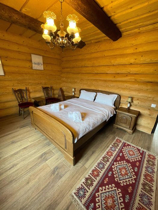 Cazare 8-10 persoane cabană de închiriat