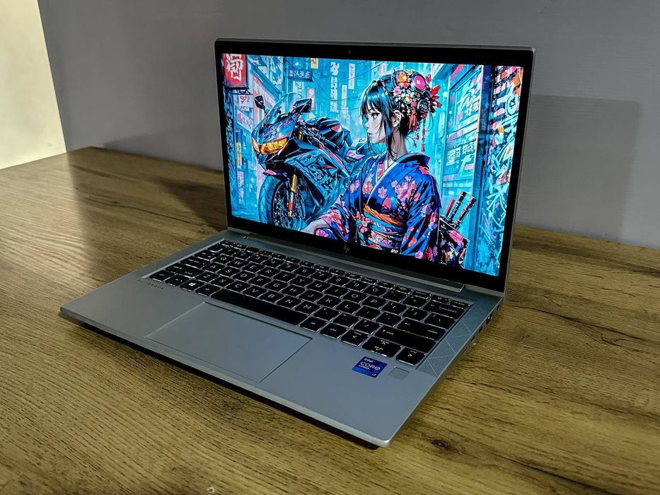 HP Elitebook 830 G8 Core i7 kuchli avlod biznes-klass Noutbuk