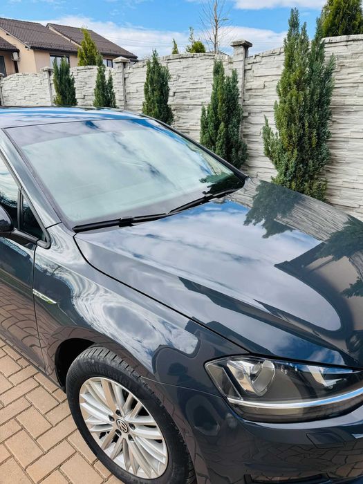 Golf 7 1.6 TDI automat (avariat)