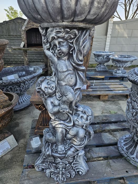 Jardiniera din beton,ghiveci din beton,statueta din beton