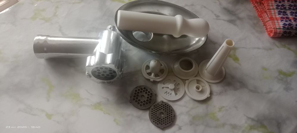 Комплектующие от мясорубки
