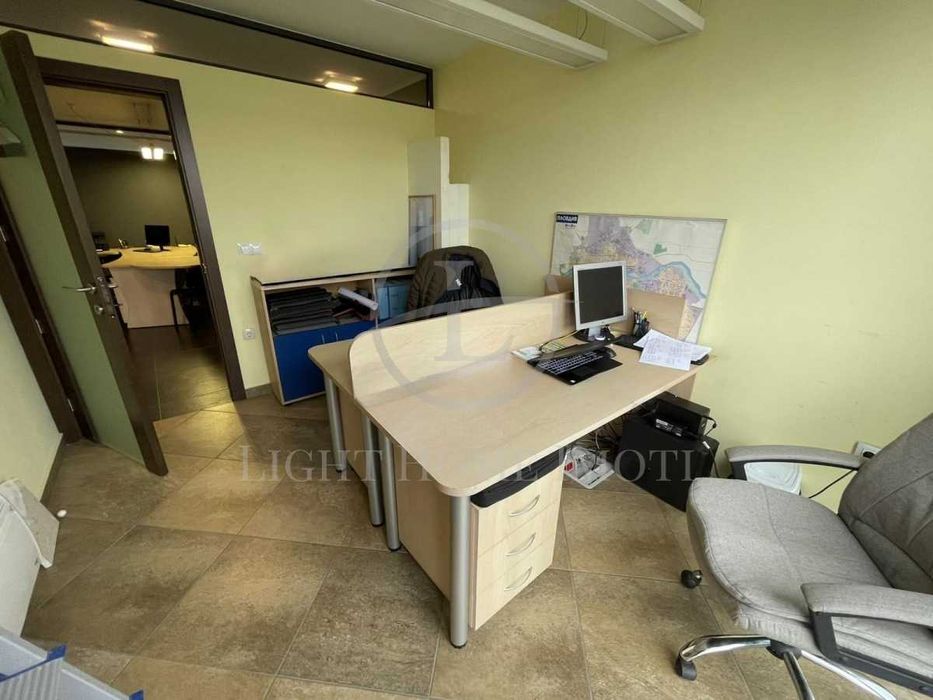 Продава се Офис в Пловдив, Център - 101 кв.м за 2327 €/кв.м - Снимка #11